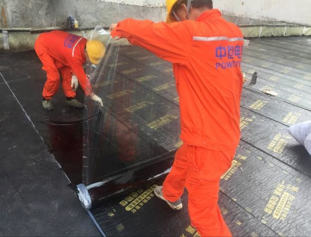 Mécanisme d'assurance de projet de système de service imperméable de défaut zéro