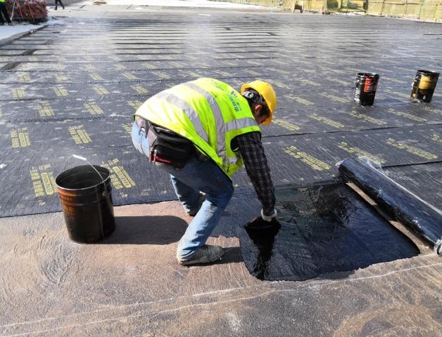Introduction du revêtement imperméable de Non-traitement de bitume en caoutchouc de NRB